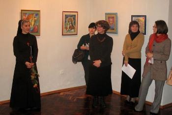 Монахиня - іконописець. У Калуші відкрили першу персональну виставку сестри Соломії.(ФОТО,ВІДЕО)